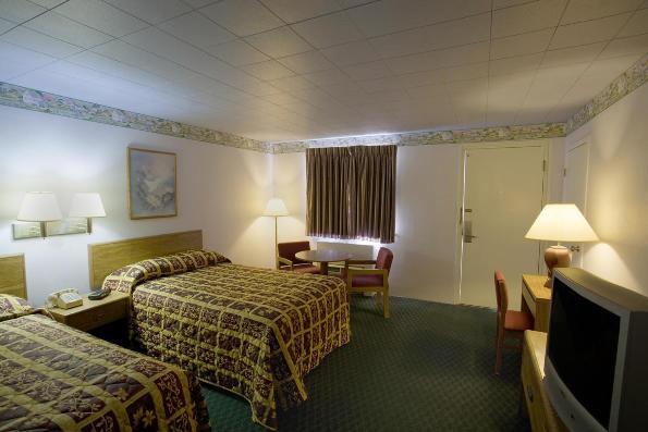 America'S Best Value Inn Litchfield Номер фото