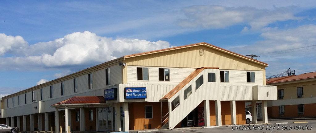 America'S Best Value Inn Litchfield Екстер'єр фото